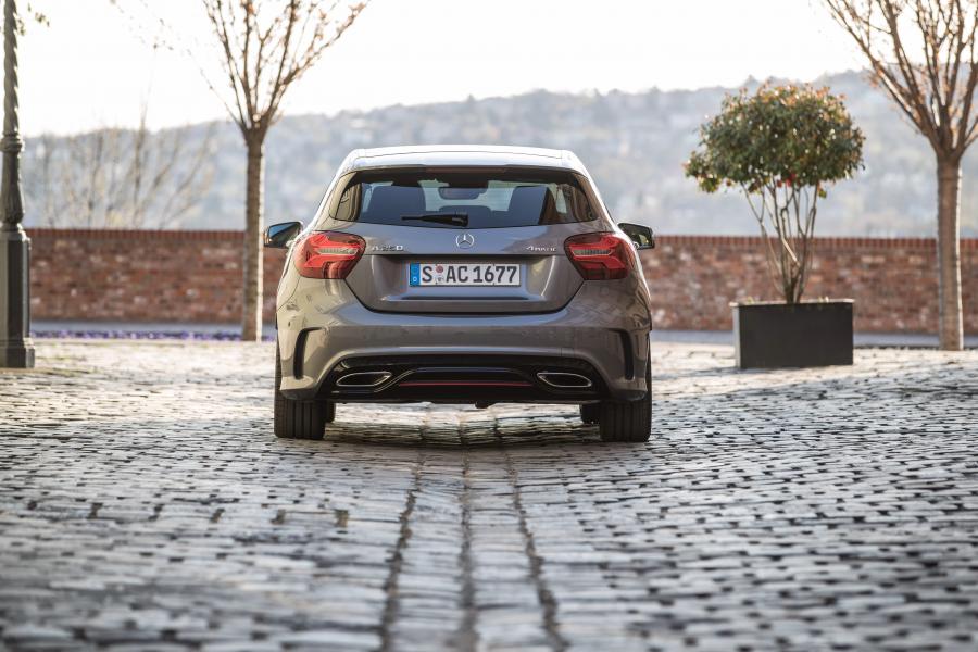  Mercedes-Benz A250 Sport 4Matic 2015 года  (WW) (фото 8 из 12)
